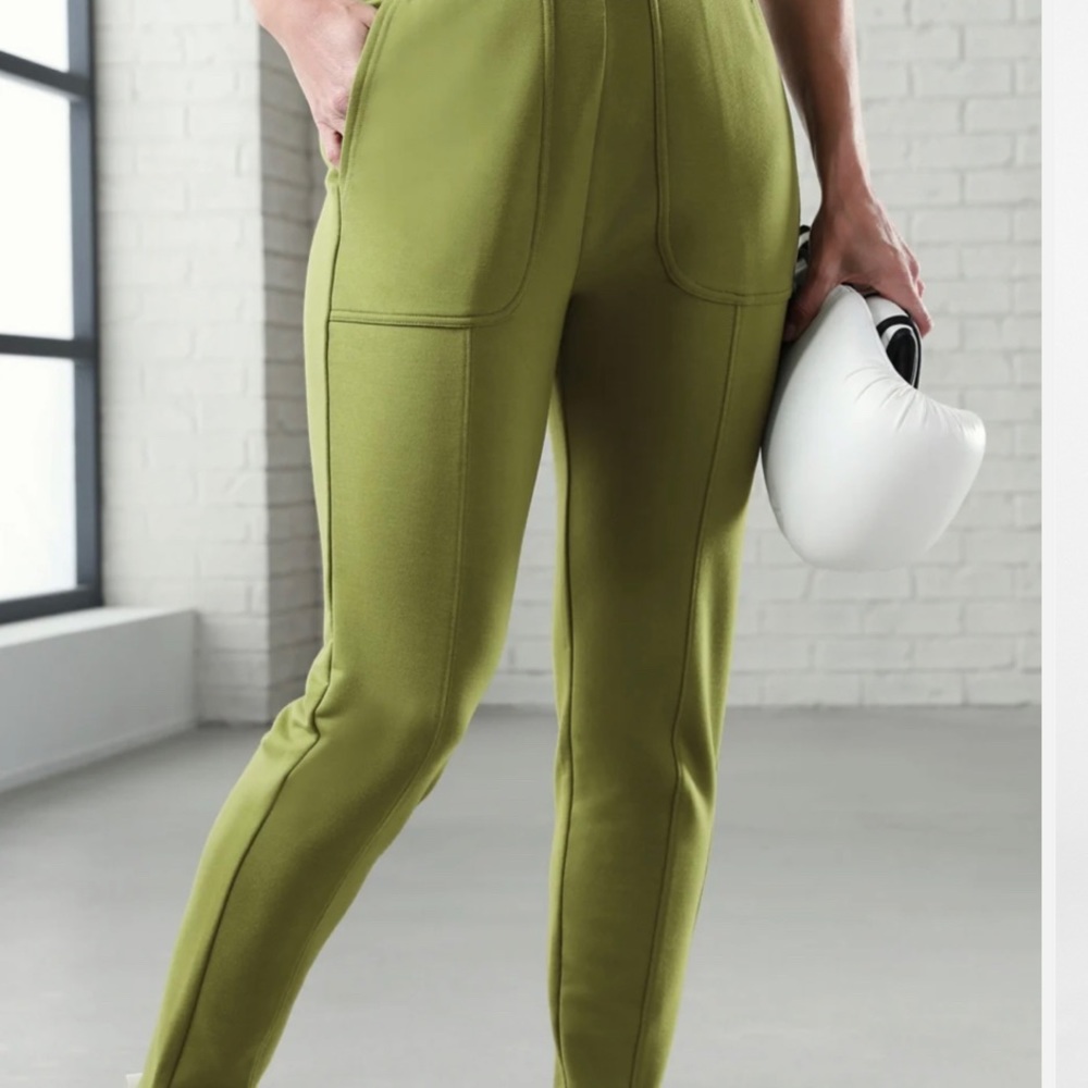 Fabletics Joggers